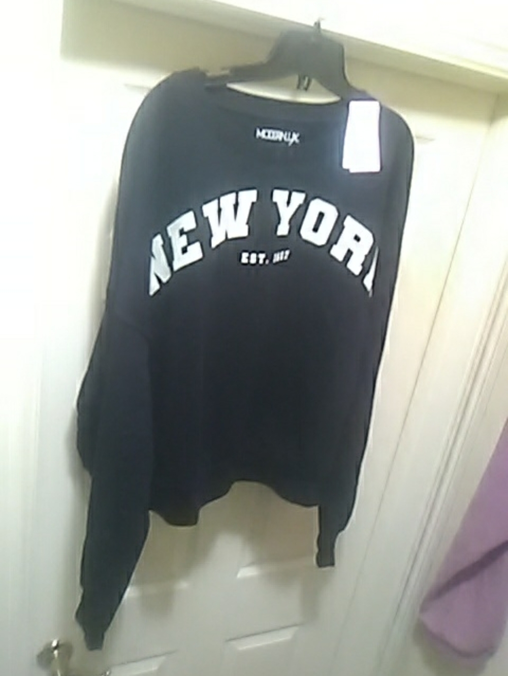 💲1⃣6⃣▶▶Modern Lux Black NEW YORK Crewneck Sweatshirt